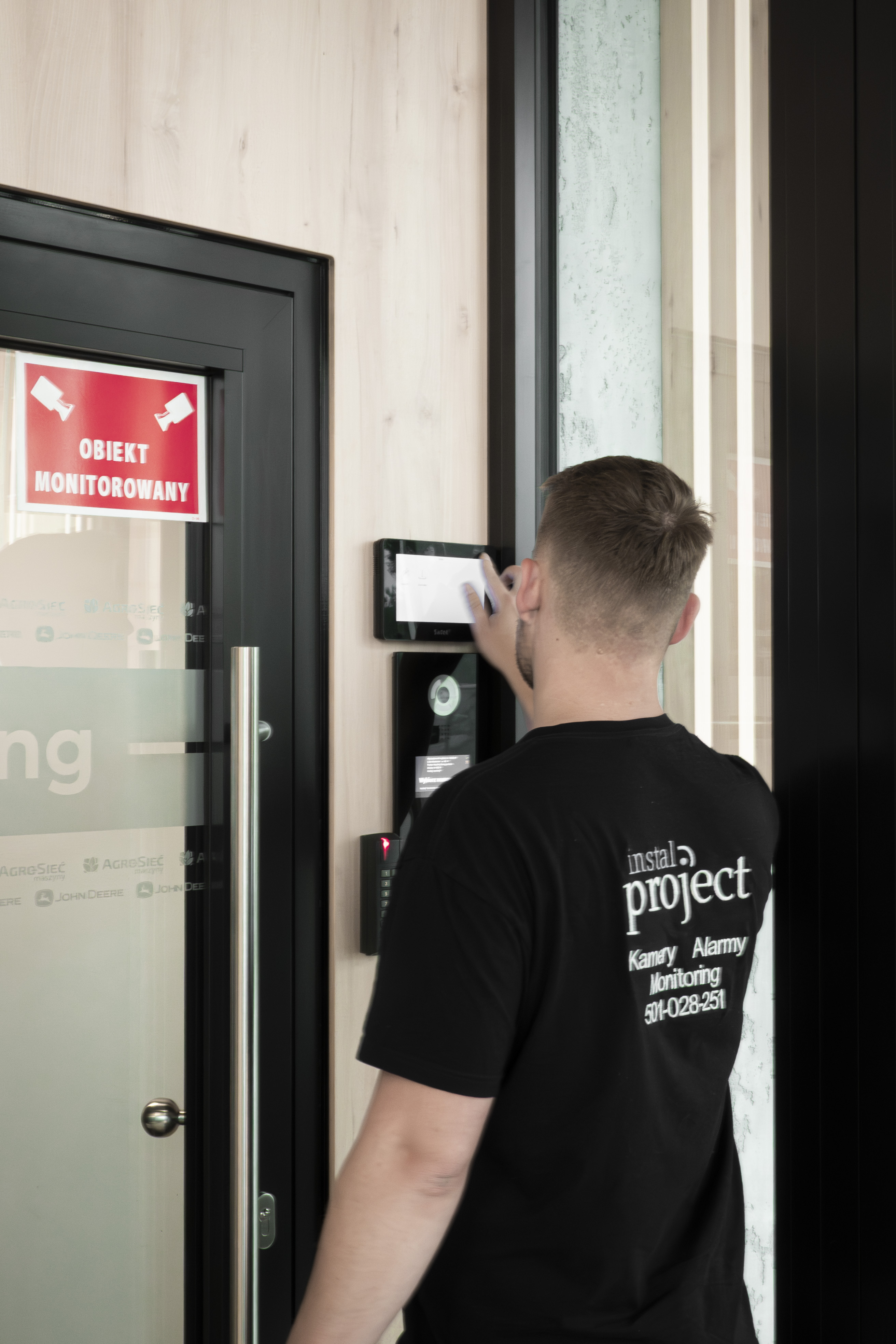 Monitoring CCTV — Firma produkcyjna
